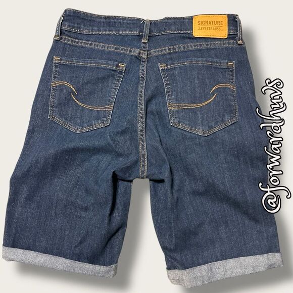 Levi Strauss Signature Women’s Mid Rise Bermuda Shorts – Size 2 - Picture 5 of 13